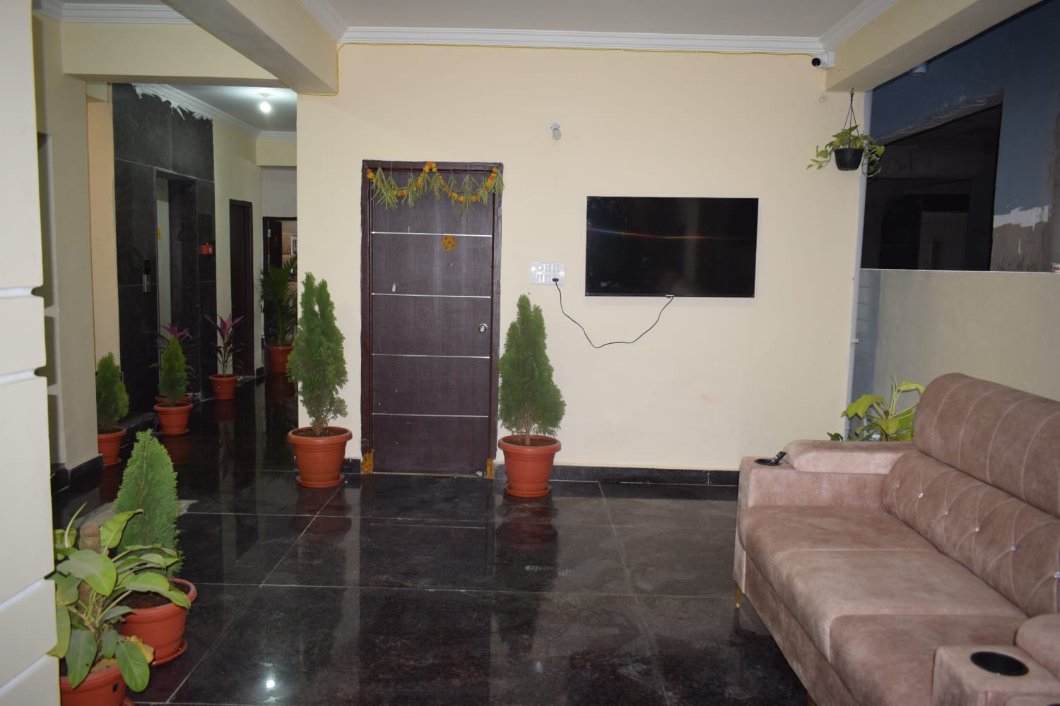 Entrance lobby at S A M Women's PG